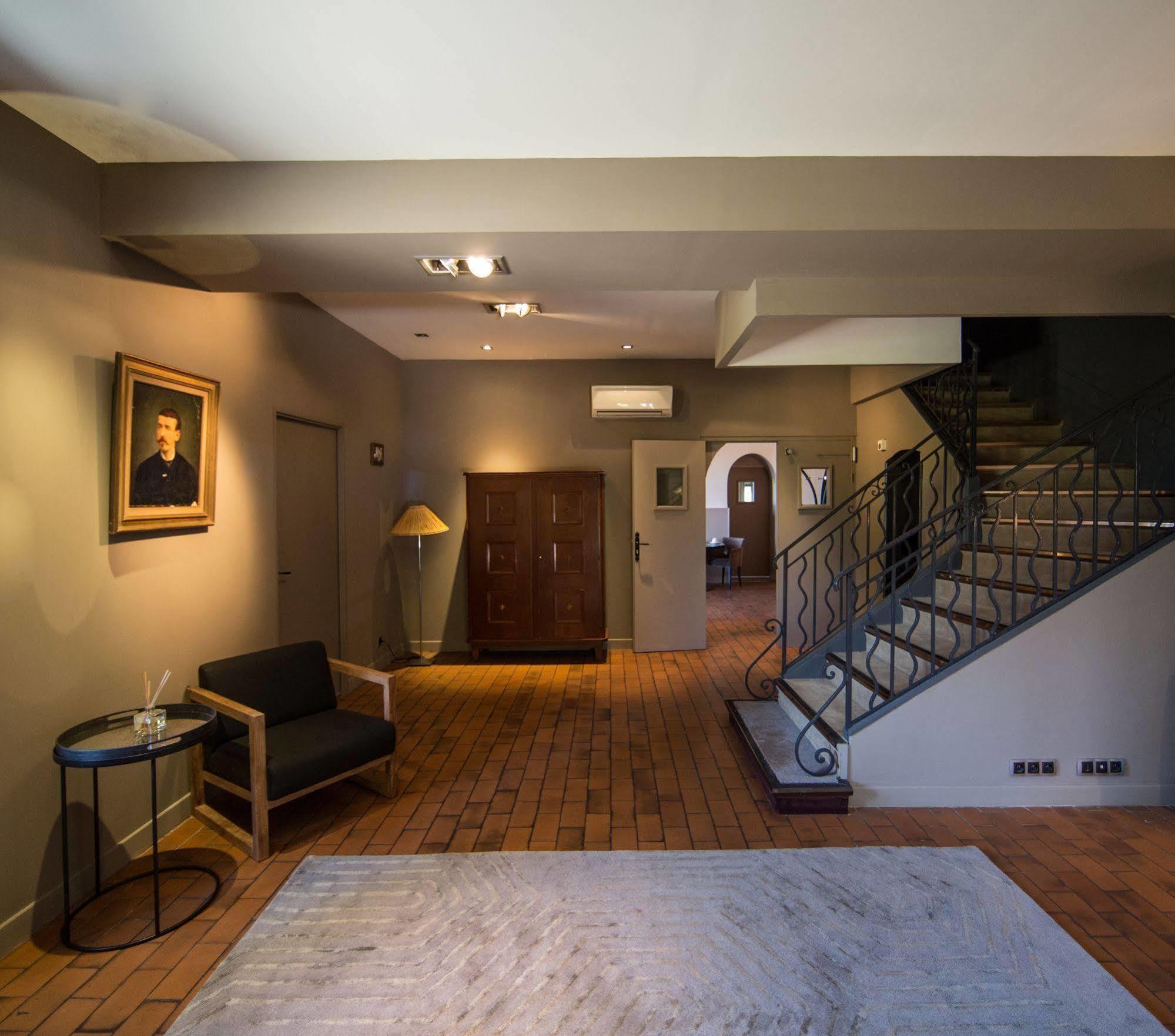 Hotel Victor Cabries Bagian luar foto